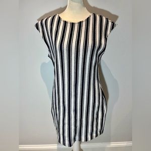 Theory  striped Navy And White Knit Short Sleeve Crew Neck Mini Dress Size Large